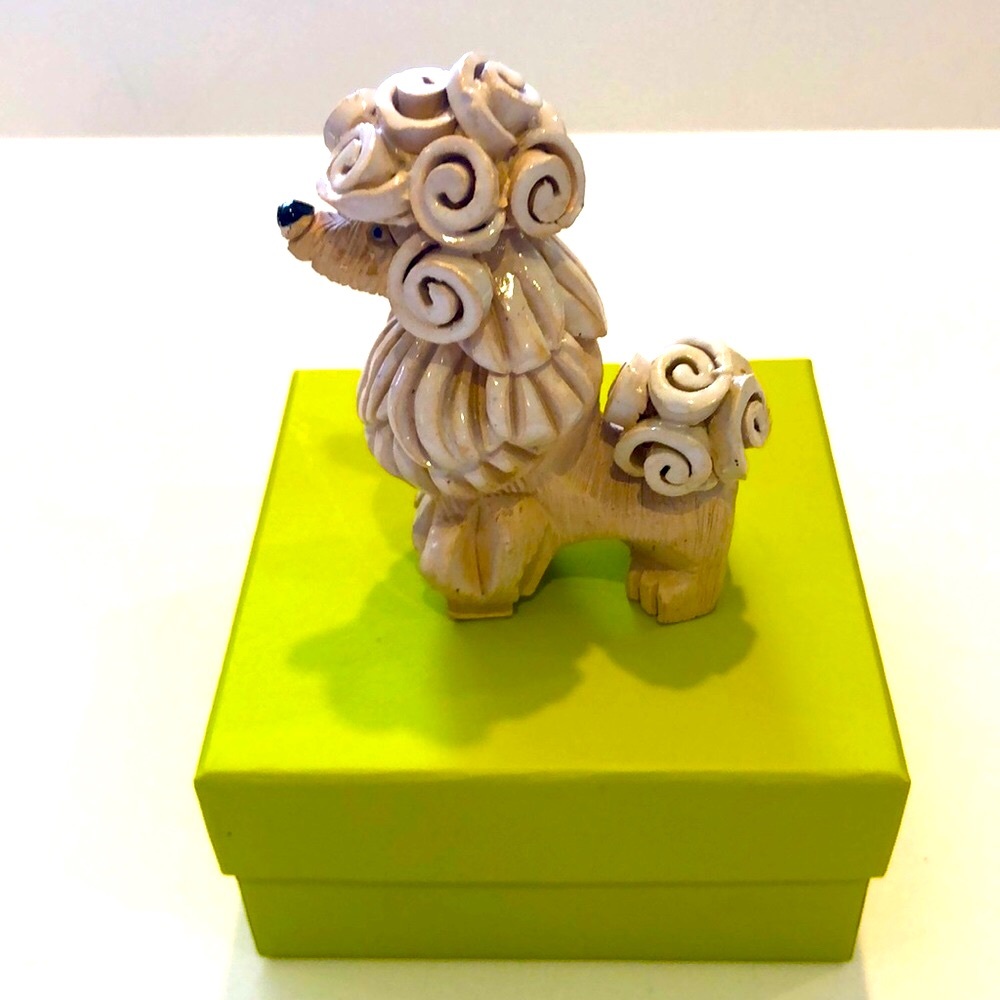 NEW - Artesania Rinconada Rare/Vintage Carved French Poodle Figurine - - Picture 3 of 8
